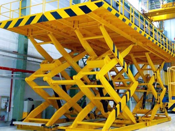 怎樣安全地操作移動(dòng)式升降平臺(tái)？