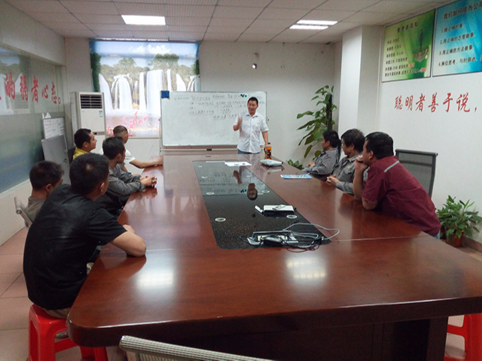 液壓升降機技能培訓